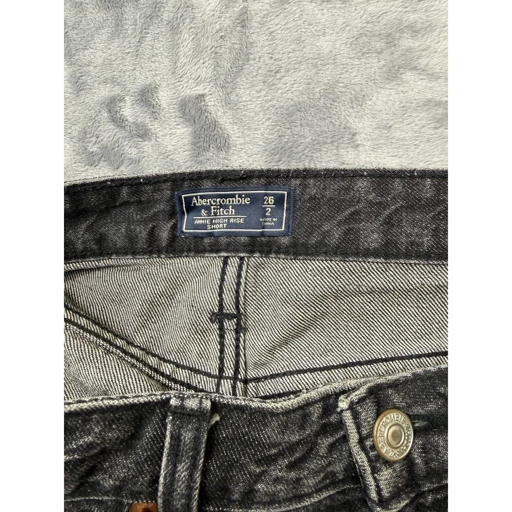 Abercrombie & Fitch Denim Shorts Size 26/2 Annie High Rise Distressed Cut Off